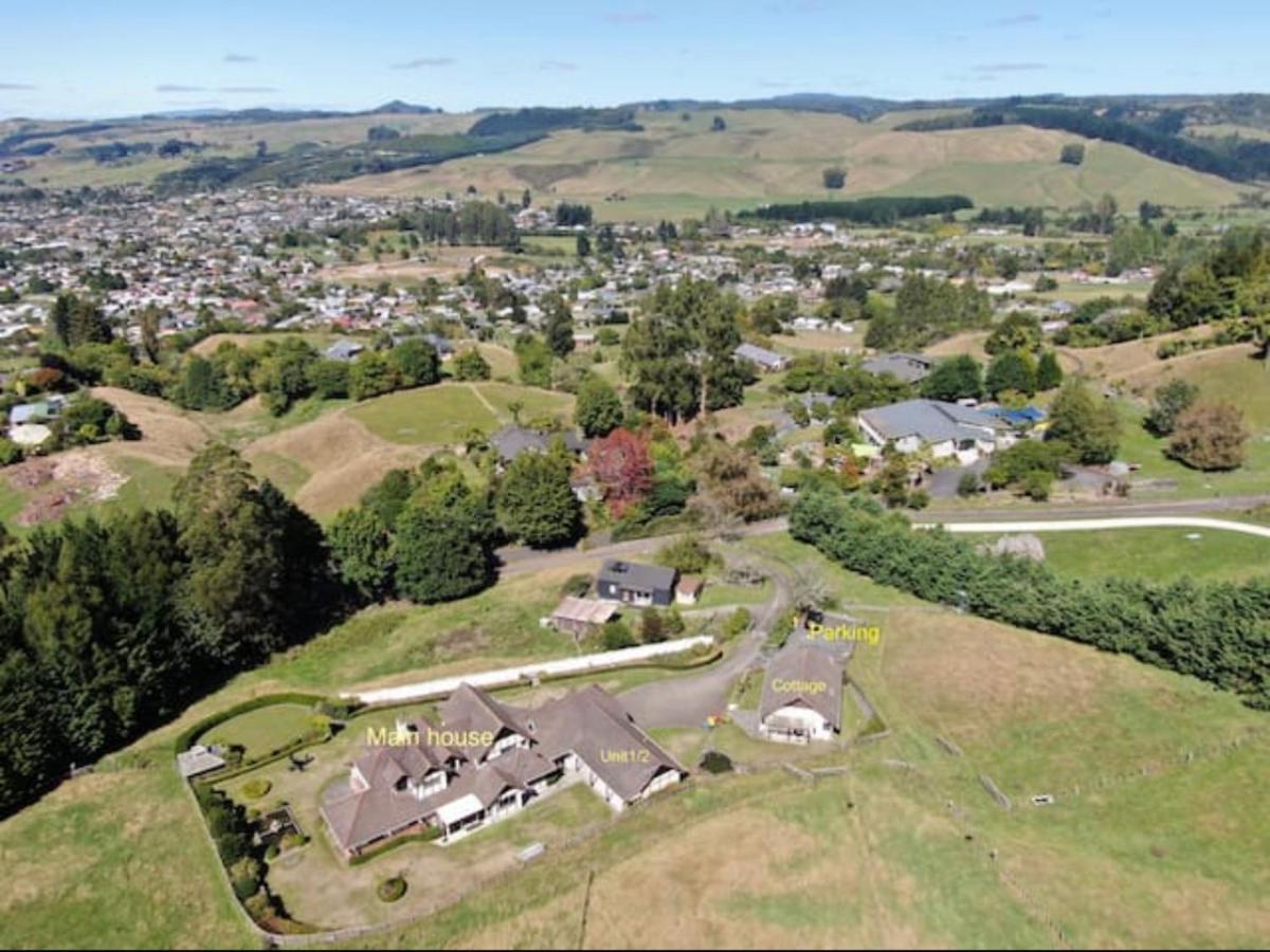 Skyline Mountain View Lodge Up To 16 People Rotorua Exteriör bild
