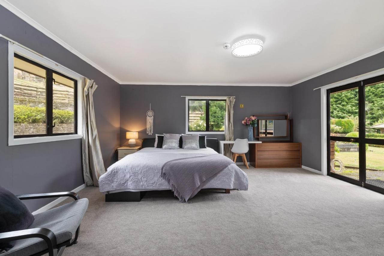 Skyline Mountain View Lodge Up To 16 People Rotorua Exteriör bild